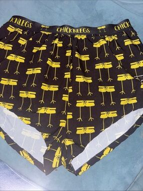 CHICKNLEGS Men’s Black & Yellow Athletic Shorts